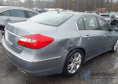 2014 Hyundai Genesis 3.8 from USA, damaged, VIN KMHGC4DD1EU260025